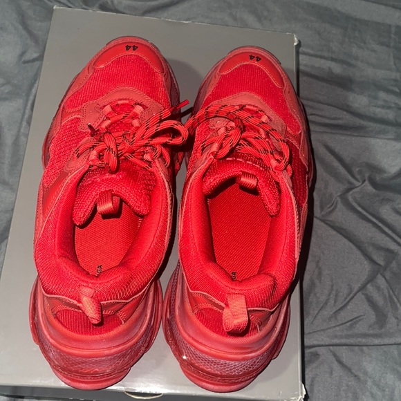 LBalenciaga Triple S size eur44 us11